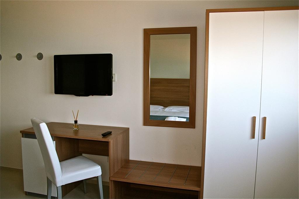 Hotel Baia Marina Cupra Marittima Room photo